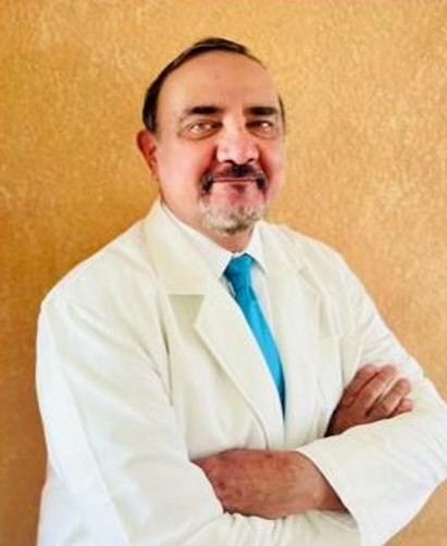 Dr. Carlos Arauz Torres